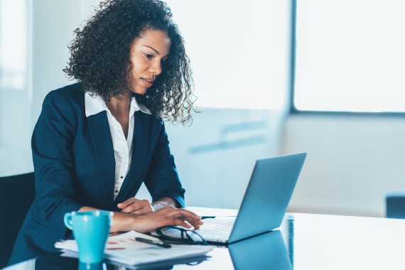 Business woman on laptop